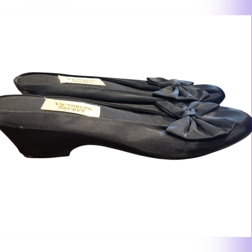 Vintage Victoria's Secret Black Satin Bow Slippers Size 9/10 - Picture 2 of 8